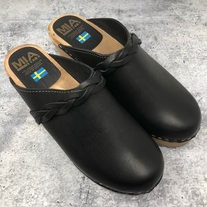 NEW Free People MIA Sweden Black Elsa Clog